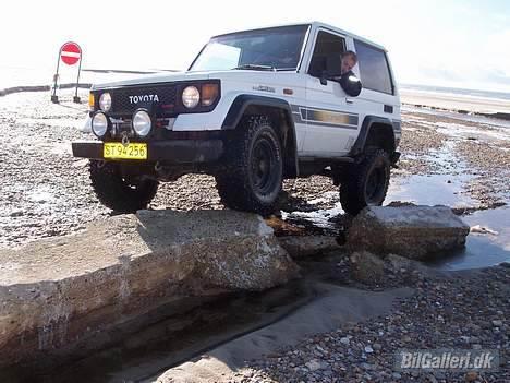 Toyota Landcruiser LJ 70 (solgt) billede 10