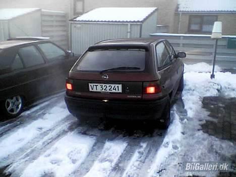 Opel Astra F 1,6 -Totalskadet- - Utrolig koldt den dag. billede 9