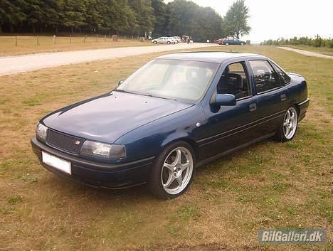 Opel Vectra A "pit bull"  - fin fra denne vinkel billede 1