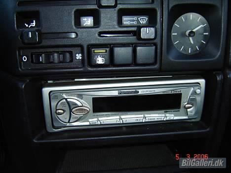 Opel Vectra A "pit bull"  - min gamle radio der er blevet stjålet billede 14