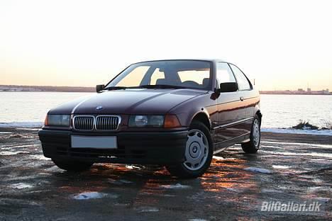 BMW 316i Compact - Pic af: Johannes Pham billede 1
