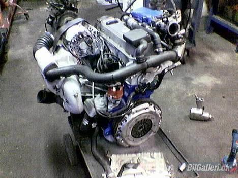 VW Golf II BlueEdition SOLGT - Ja så skal der sku en ny motor i.. billede 9