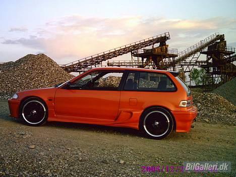 Honda Civic*dream car* *SOLGT* - Den var lige en tur forbi sand udgravning.... Den er sku nice nok den lille civic... :-)  billede 14