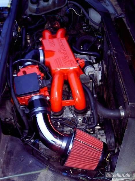 Alfa Romeo 33 QuadrofoglioVerde 16V - 16v maskinen før ombygningt billede 5