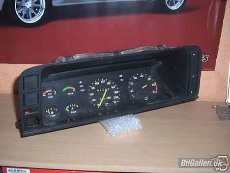 Opel ascona b  - det er ikke helt min det her. men min dør var frosset fast så det blir ikke bedre billede 18