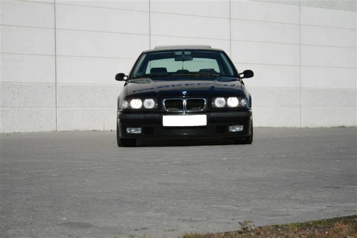 BMW E36 328i    billede 2