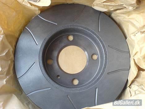 VW Golf 2 gtd solgt - skulle have nye bremser så hvorfor ikke brembo max hehe billede 10