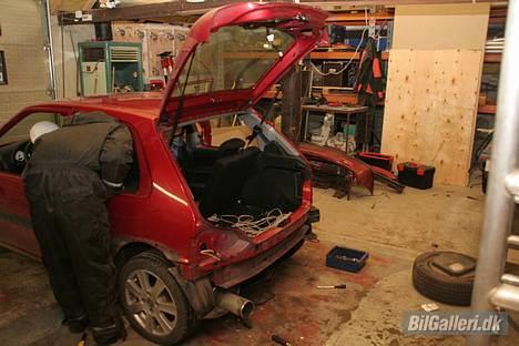 Citroën saxo vts - hun står jo hel bar billede 9