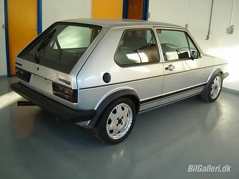 VW Golf GTI Pirelli * SOLGT* billede 2