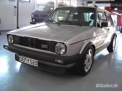 VW Golf GTI Pirelli * SOLGT* billede 3