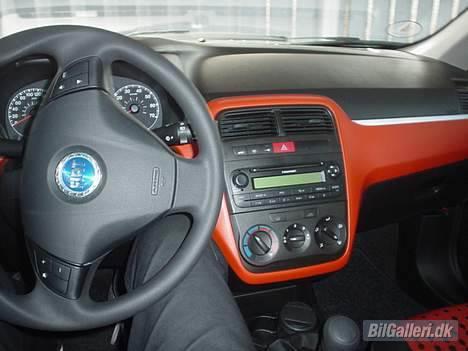 Fiat grande punto Active - anlæg med ratbetjening billede 6