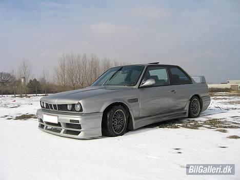 BMW 325  2,7eta billede 3