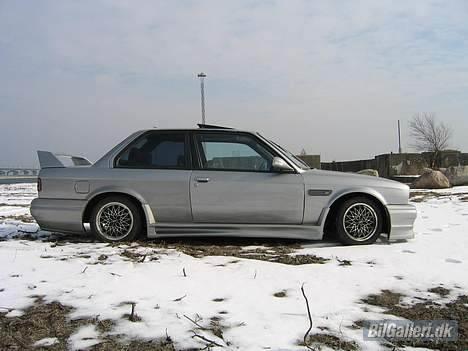 BMW 325  2,7eta billede 7