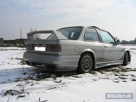 BMW 325  2,7eta billede 8