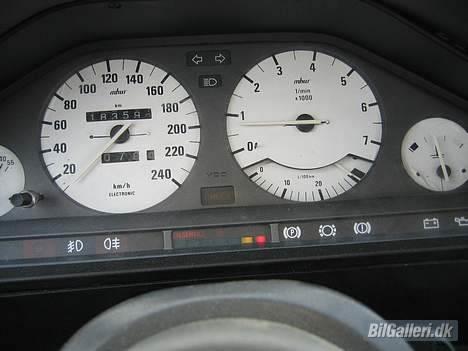 BMW 325  2,7eta billede 17