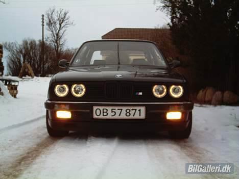 BMW 320 i billede 13