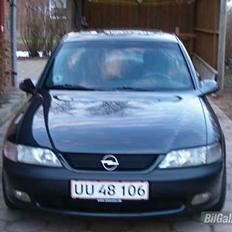 Opel Vectra B 2.5 CD V6 