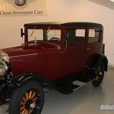 Pontiac 8240 (2 dr. Sedan)