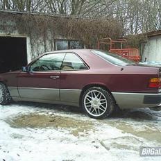 Mercedes Benz 300 CE