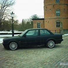 BMW 325i E30 
