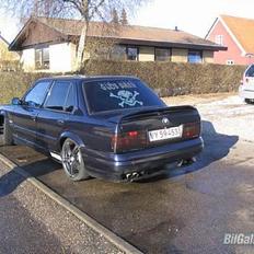 BMW 320i solgt