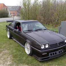 Opel Manta B 5.7 "BADASS" V8