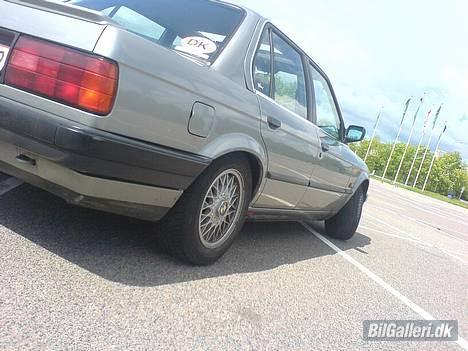 BMW E30 325i [SOLGT] billede 7