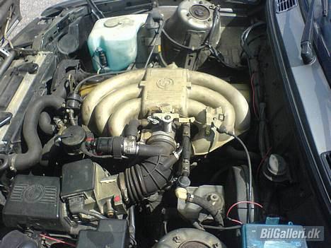 BMW E30 325i [SOLGT] billede 11