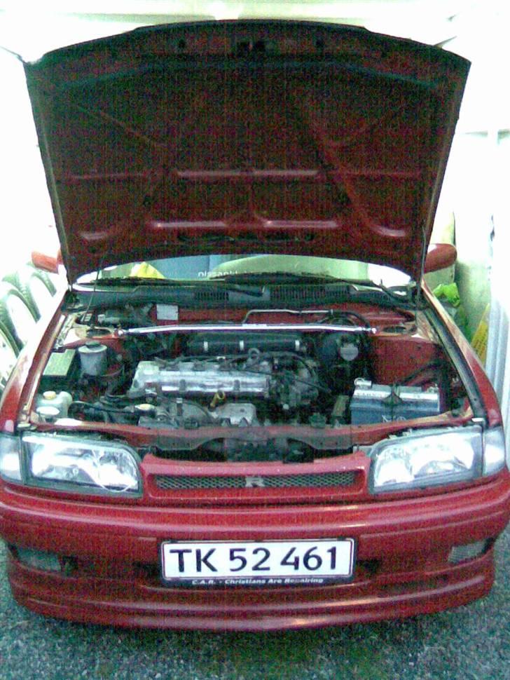 Nissan Primera GT/1.6 (Solgt) - Motoren billede 14