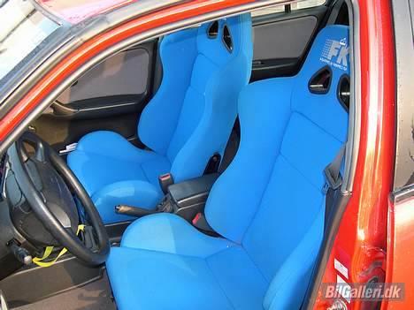 Nissan Primera GT/1.6 (Solgt) - De nye sæder billede 17