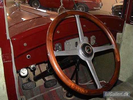 Pontiac 8240 (2 dr. Sedan) billede 8