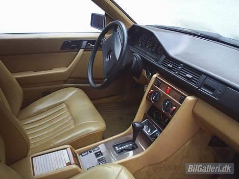 Mercedes Benz 300 CE billede 3