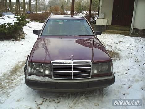 Mercedes Benz 300 CE billede 6