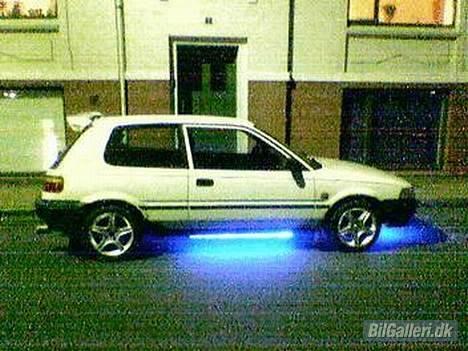 Toyota Celica SOLGT - et lille  billede af Martins corolla inden han solgte den! Toyota holder hele vejen!  billede 13
