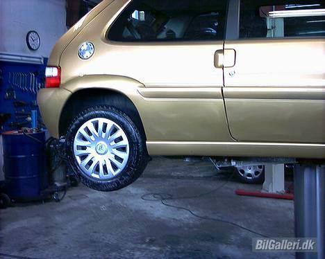 Citroën saxo 1,6 8v solgt - færdig samlet og poleret nice billede 9