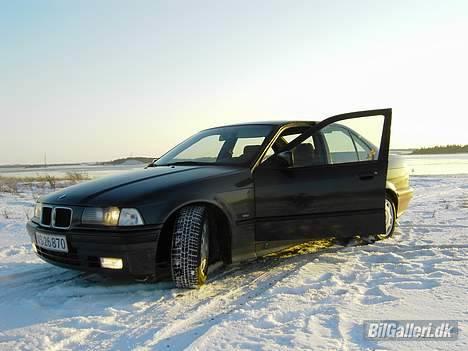 BMW 318i billede 3