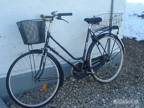 Peugeot 106 1,4 xr "SOLGT" - og her har vi så "vinterbilen" billede 9