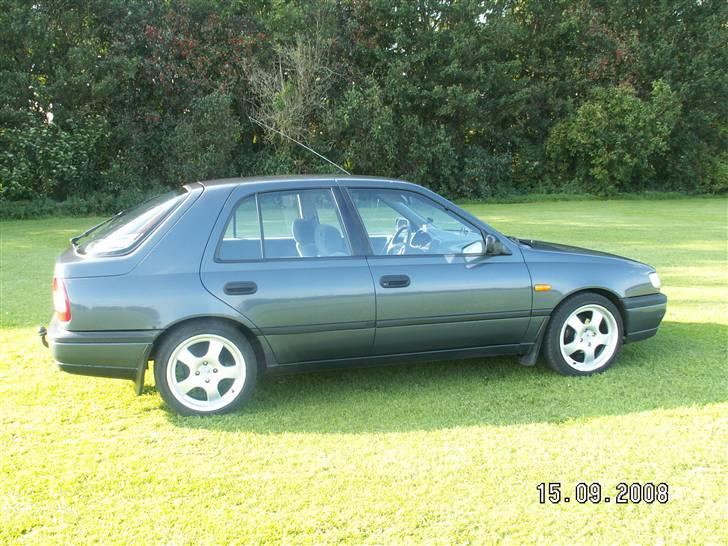 Nissan Sunny 1,6i SLX SOLGT - Sænket 55/35mm billede 10