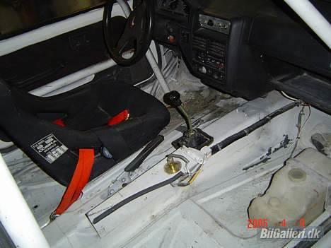 Peugeot 106(Rallycross) DØD! - Ja ja hvid blev den, tak for hjælpen skat ;) billede 12