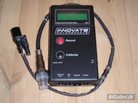 Toyota celica 2,0 TURBO.. - digital air/fuel bredbåndssonde til at just, benzin mængde ind med  billede 12