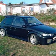 Peugeot 106 (SOLGT)