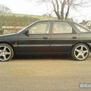 Ford escort totalskadet