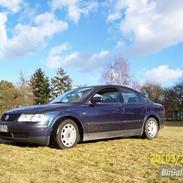 VW Passat 1,8T limo "Solgt"