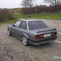 BMW E 30 318 IS "SOLGT"