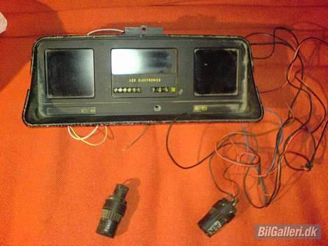Opel Ascona C *Solgt* - Digitalinstrumentering fra en Kadett GSi. Skal i hvis jeg ikke får kastet en analog omdrejningstæller i nakken billede 14