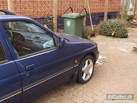 Ford Escort CLX 16V st. Solgt! - Ikk et skide prof. billed , når man kigger sig for ? ::) billede 4