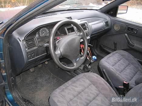 Ford Escort 1.6i 16v - Solgt billede 4