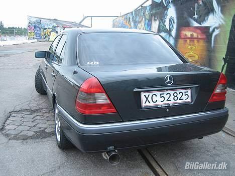 Mercedes Benz            C180 Elegance  billede 7