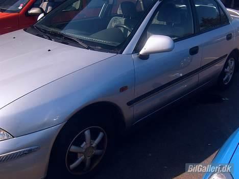 Mitsubishi Carisma billede 4