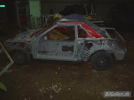 Toyota mr2 - lige blevet sandblæst billede 1